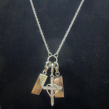 Confianza Necklace - Philippians 3:5-9 | Collar Cristo Mi Fortaleza